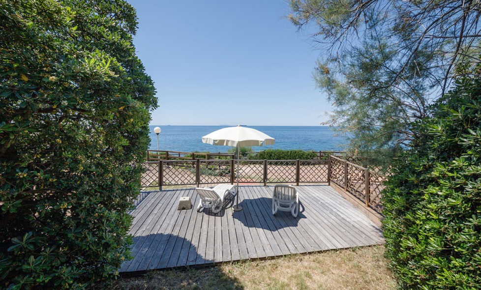 Mobile Home with Sea View