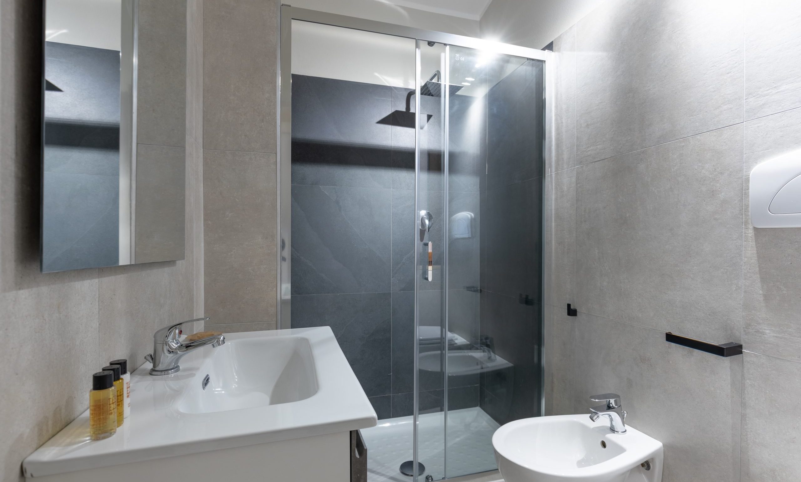 premium-bagno-1-scaled-e1719329429153