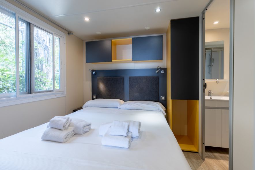 Mobile Home with Sea View